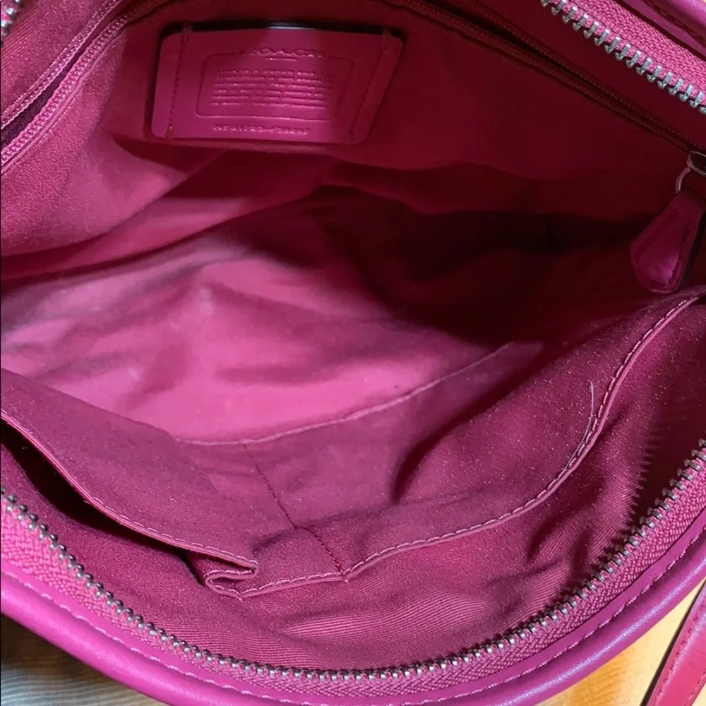 Coach leather crossbody iconic logo GC hardly worn